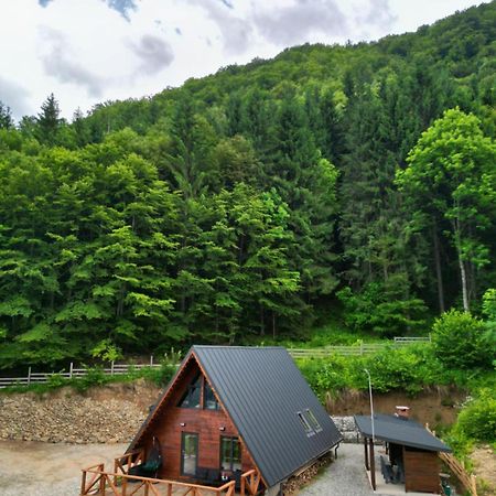 Wild Cabin มาลายา ภายนอก รูปภาพ