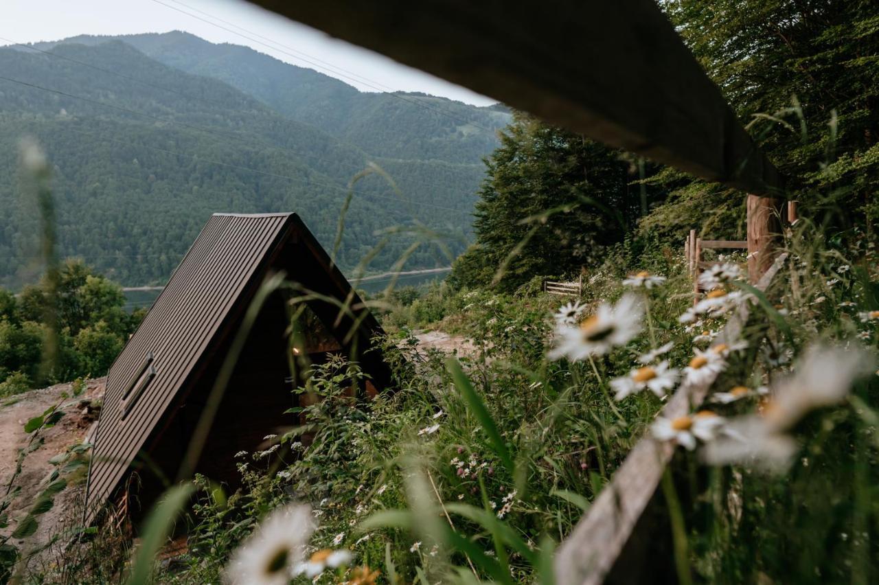 Wild Cabin มาลายา ภายนอก รูปภาพ